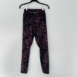 Balance camo leggings